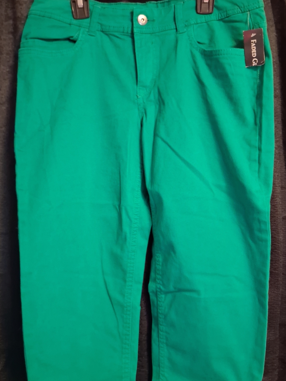 Faded Glory Women's Green Casual Capri Pants